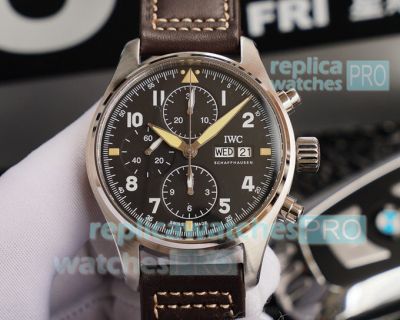 Swiss Replica IWC Big Pilot Watch Black Dial Silver Bezel 41mm